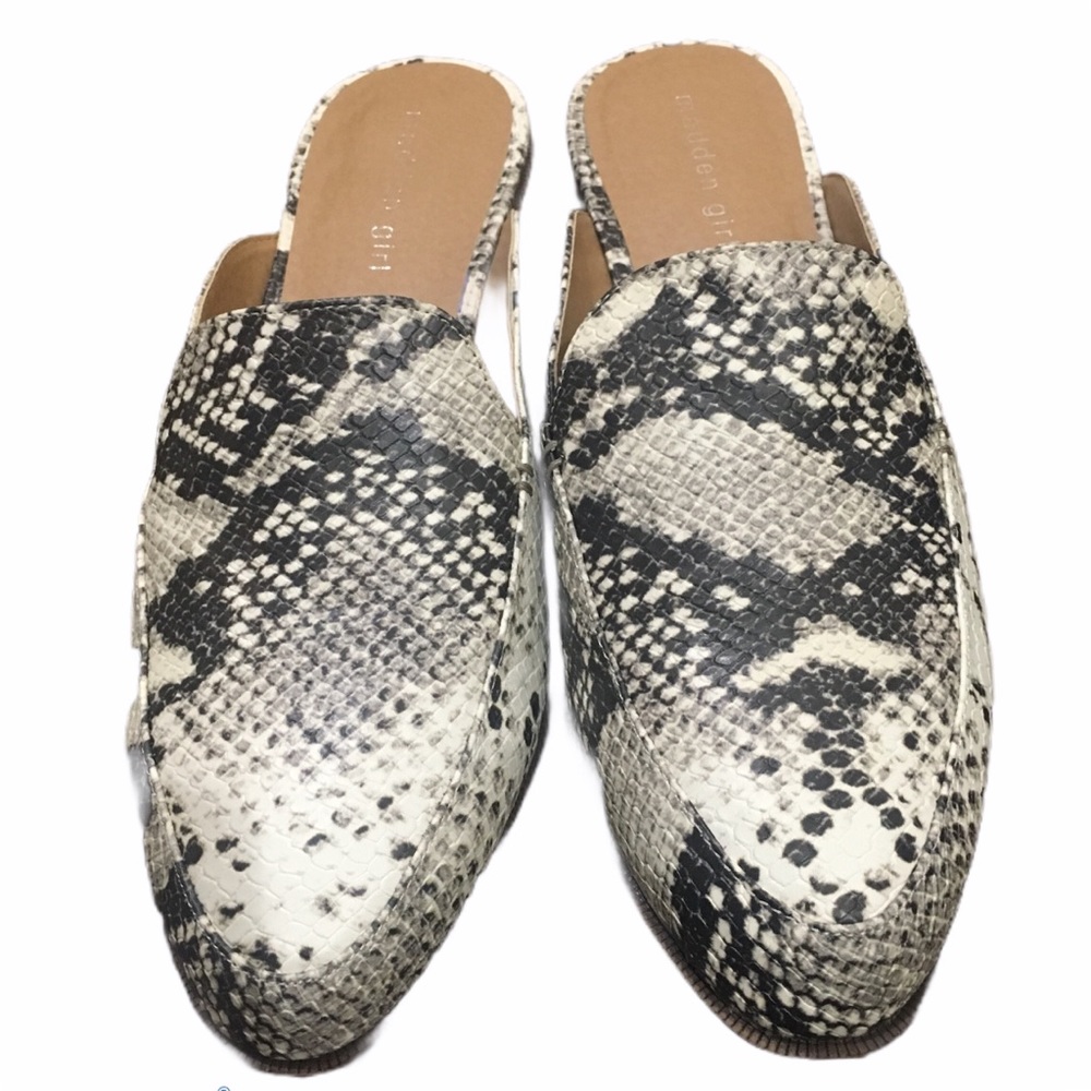 Madden girl Mattie black / white size 9.5 NWT